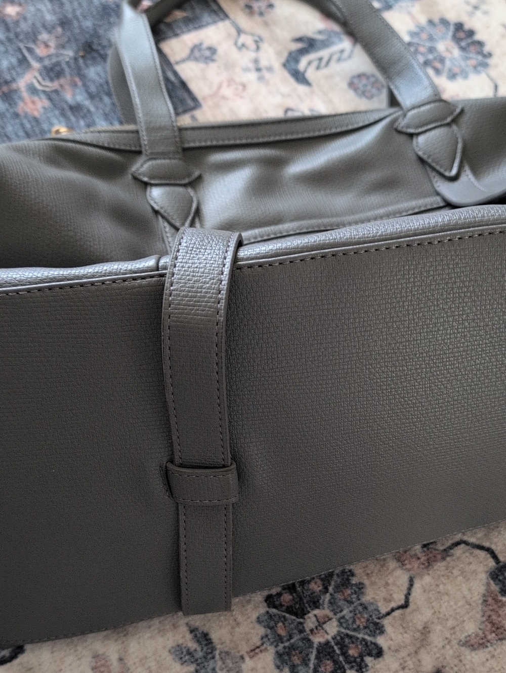 Lulu Dharma Soft Vegan Leather Duffle Travel Bag - Picture 11 of 16